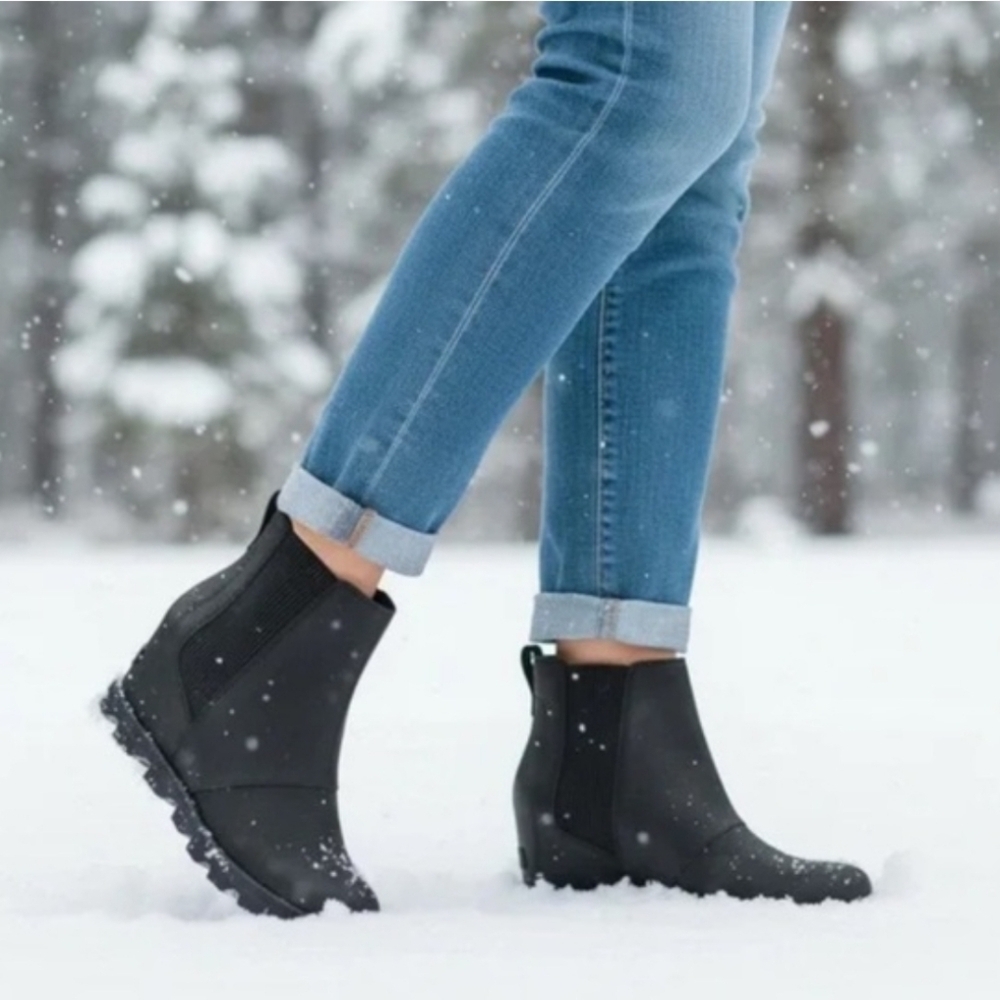 Sorel Joan Rhapsody Wedge Chelsea Leather Snow Boot Size 7.5 - Picture 2 of 9
